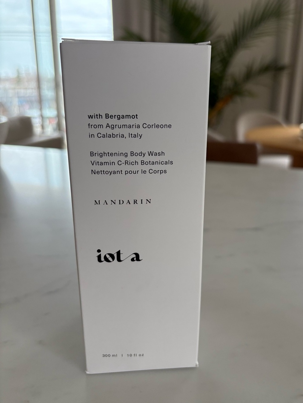 Iota - Supervitamin Body Wash 
Brightening Mansarin
